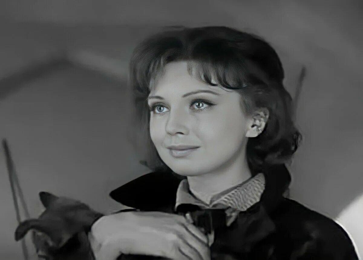 Елена Добронравова в фильме «Щит и меч» (1968)