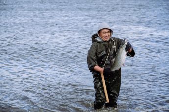 Рыбаки на Чукотке не стали скрывать, почему