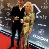 Шикарная Волочкова, а Долина сияет: 10 образов знаменитостей с премии Fashion New Year Awards 2024