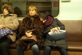 Мизерные пенсии, тысячи квартир под аренду, слабая медицина: коротко о том, как мы теперь живем