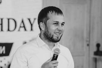Вячеслав Паруков: Автоблогер, который стал частью семьи для своих поклонников